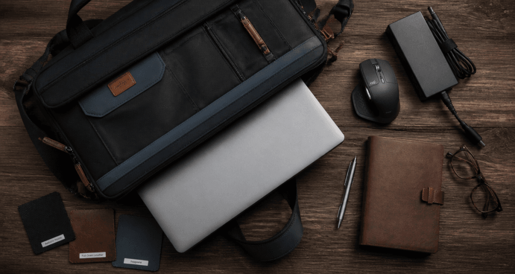 sacoche ordinateur 17 pouces avec accessoires et tissus