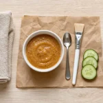 Masque pour le visage maison en bol, recette simple à la cannelle et au miel