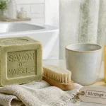 Savon de marseille cheveux : rinçage au vinaigre